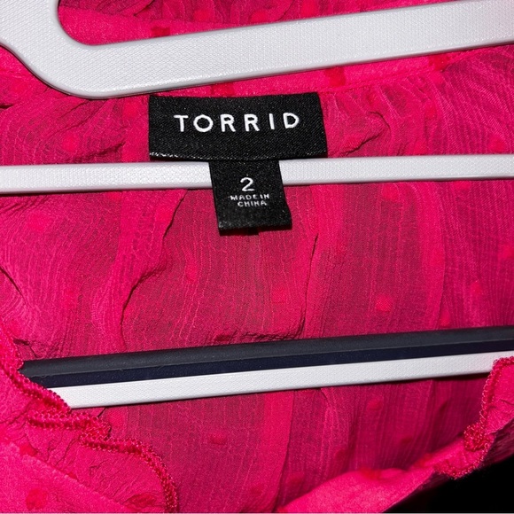 Torrid Chiffon Clip Dot Ruffle Neck Tie Front Top - Picture 10 of 10